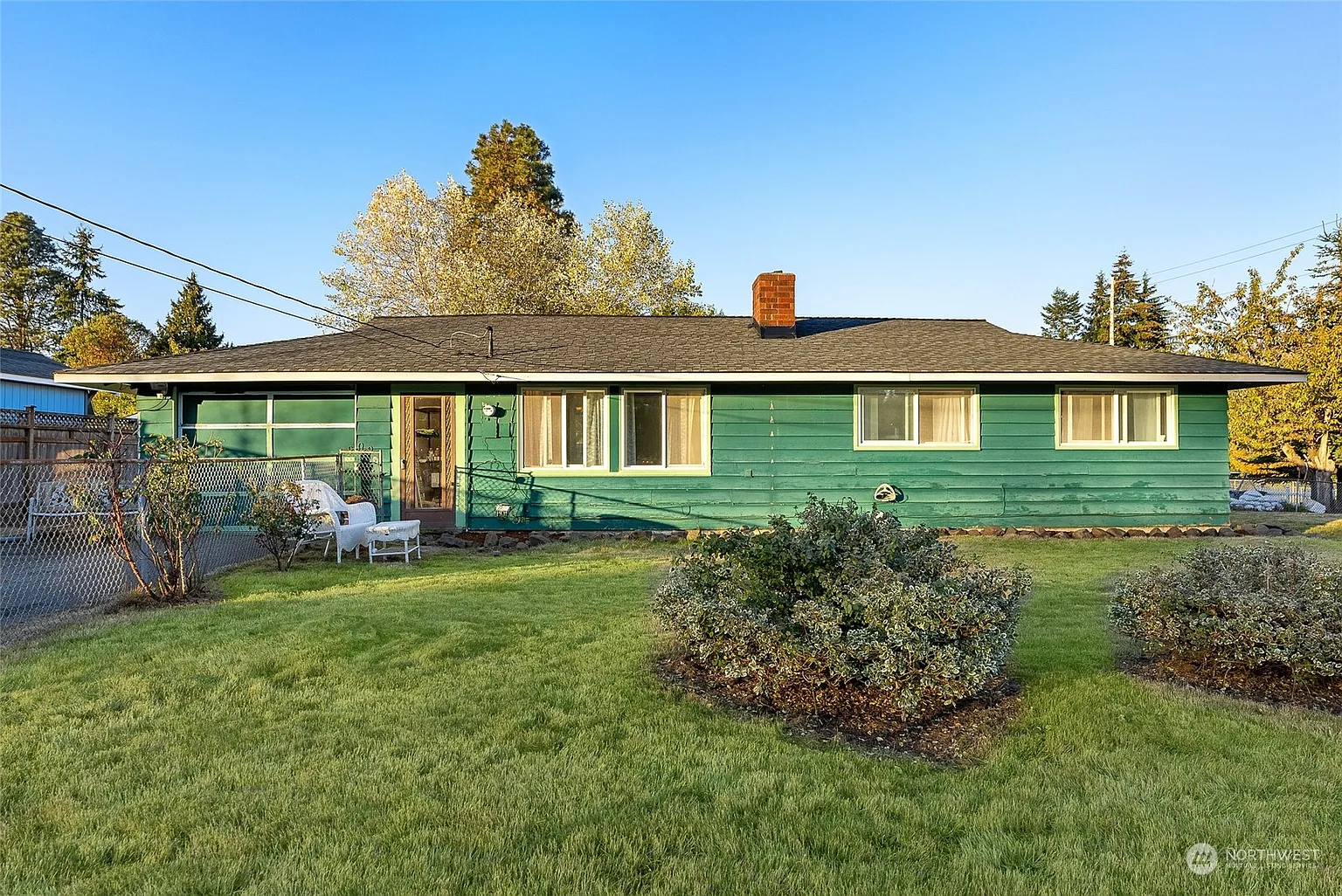 18633 4th Avenue S photo 1