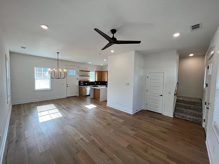 5456 Hackett St #5456 — Photo 3
