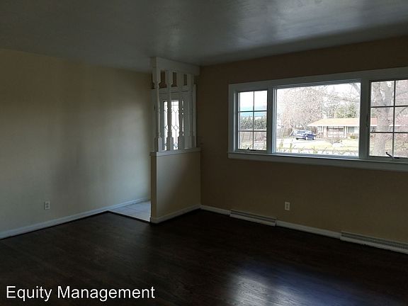 4th image of 5411 Willowcrest Dr