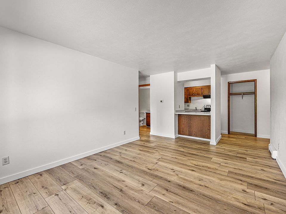 1st image of 5911 Spartan Dr #3