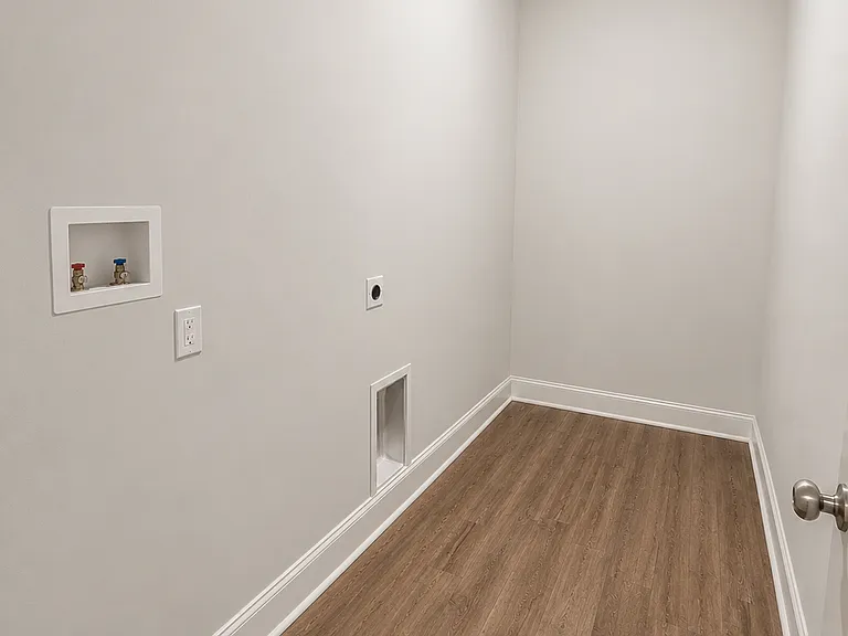 619 Roseridge Dr — Photo 13