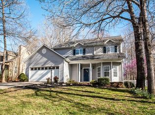 823 17th Avenue Dr SE, Hickory, NC 28602