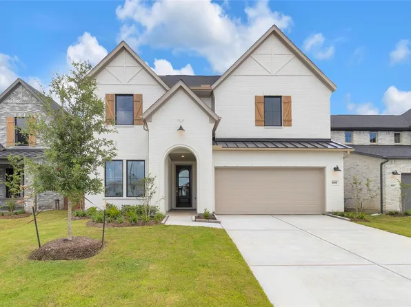 2819 Pathway Meadows Ln, Webster, TX 77598