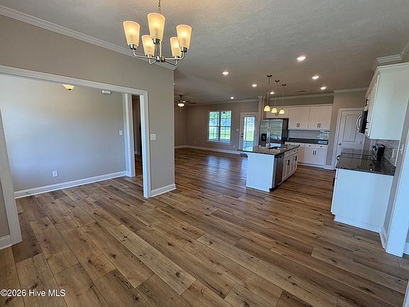 5th image of 1255 Acadia Drive