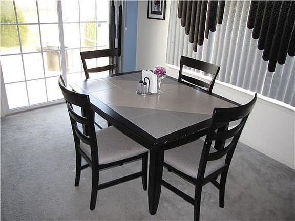 Breakfast Area & Sliders to Patio