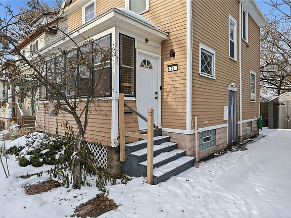 4th image of 24 Goebel Pl