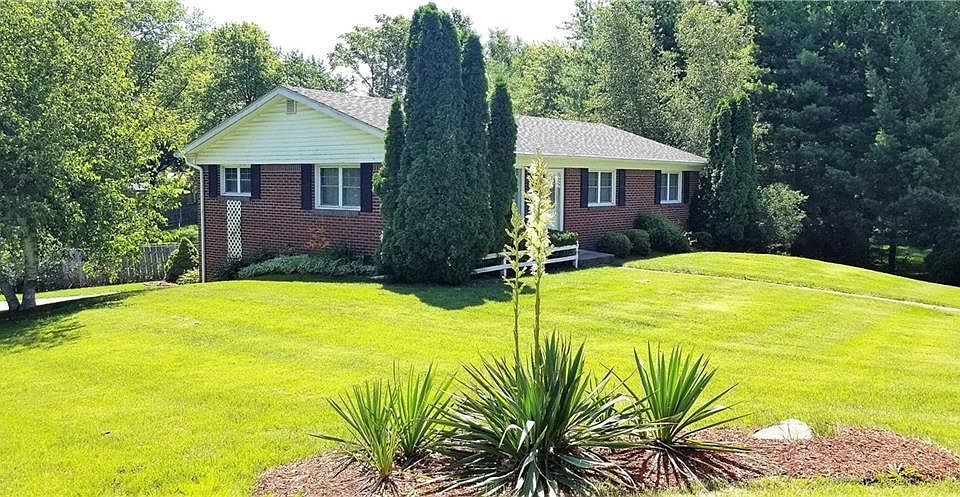 1st image of 1518 Cottonwood Dr