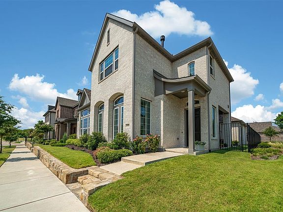 3rd image of 5909 Uplands Dr