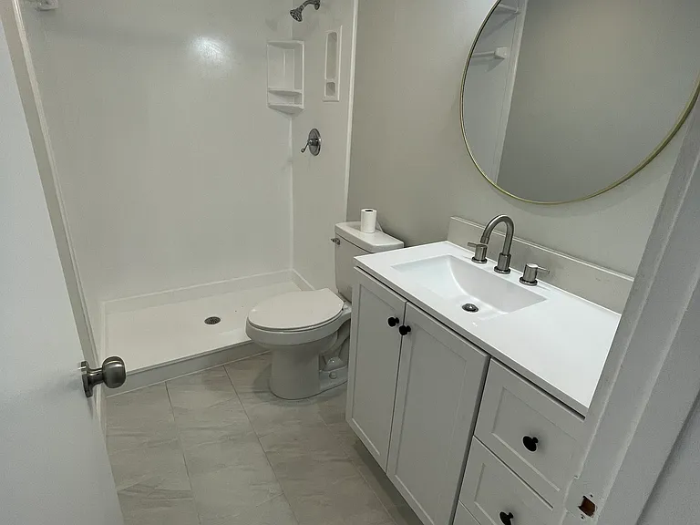 2546 Granada Ave #C — Photo 6