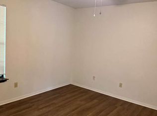 3850 Creighton Rd #B2, Pensacola, FL 32504