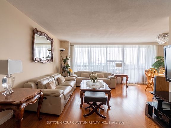4th image of 11 Wincott Dr #1810