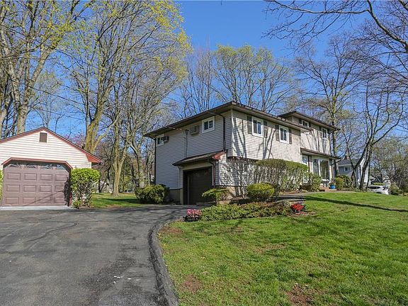 4th image of 16 Morris Dr
