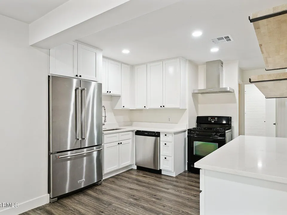 1542 E Turquoise Ave #1