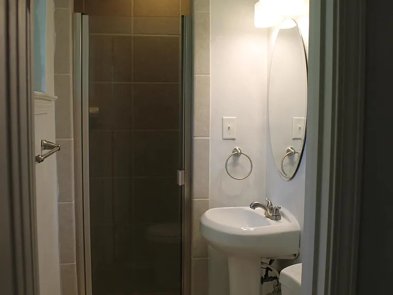 218 Alverado Dr — Photo 13