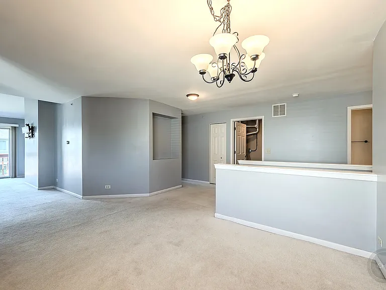 1136 E Cambria Ln S #1136 — Photo 5