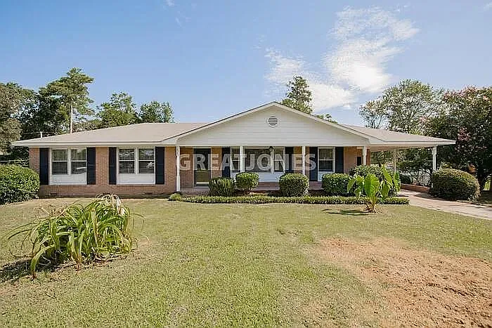 1825 Old Colony Rd
