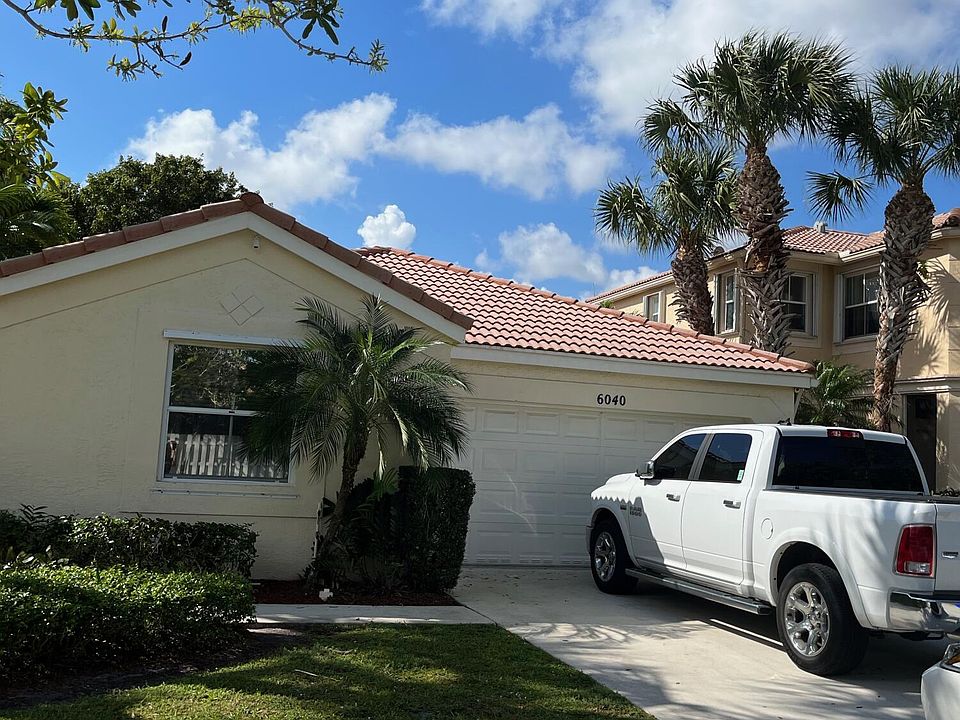 2nd image of 6040 Oak Bluff Way #6040