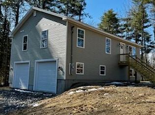 5 Egypt Rd, Raymond, ME 04071