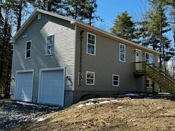 5 Egypt Road, Raymond, ME 04071