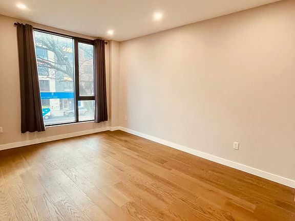 3rd image of 3258 105th St Floor 2