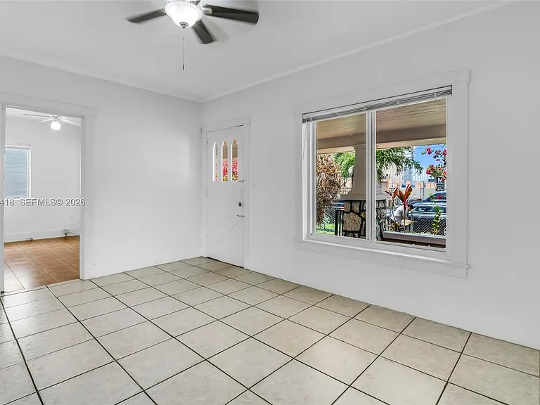 1243 SW 3rd St — Photo 10