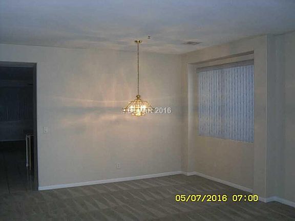 3rd image of 8287 Crown Peak Ave #0