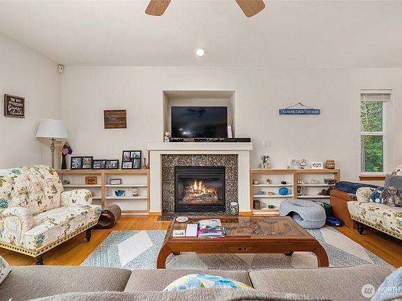 4th image of 22103 N Clear Lake Boulevard
