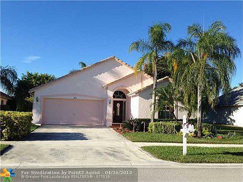 2nd image of 1943 Oak Berry Cir