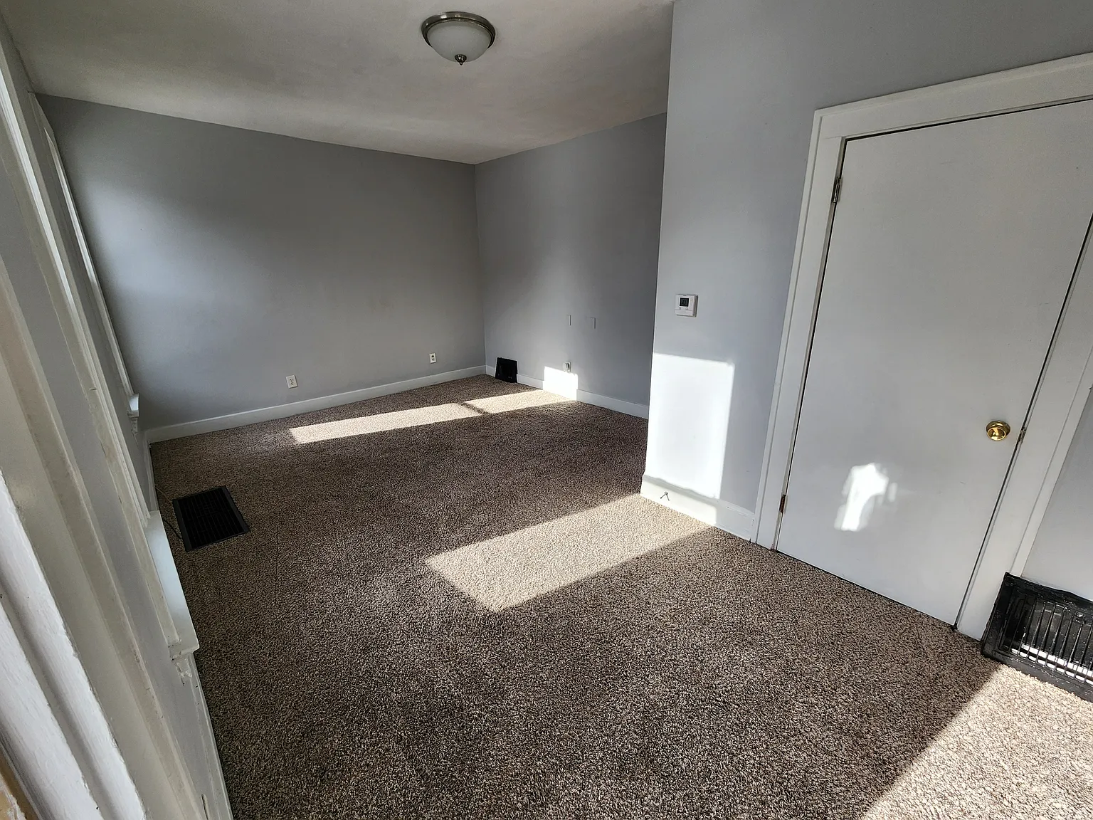 2 bed, 825 sqft, $800 — Photo 3