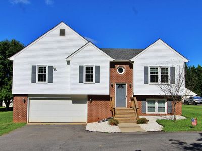 2899 Thomas Jefferson Rd, Forest, VA, 24551