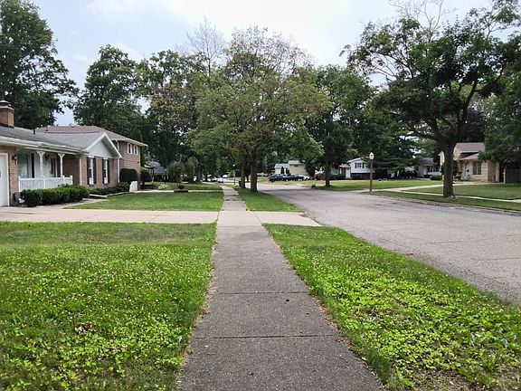 5th image of 2911 Cooley Dr
