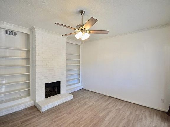 4th image of 7700 Creekbend Dr APT 107