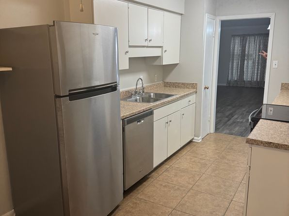 7000 Creswell Rd APT 116