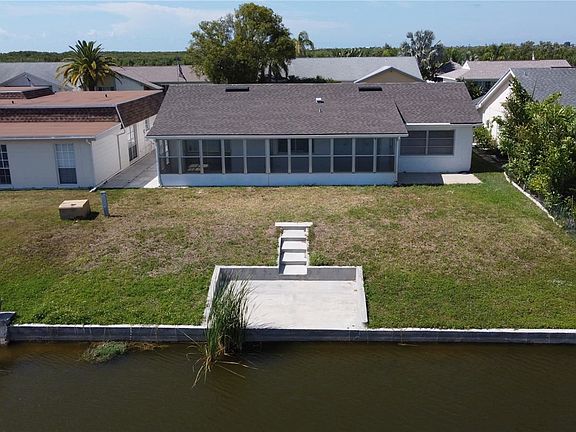 4th image of 3208 Rock Valley Dr