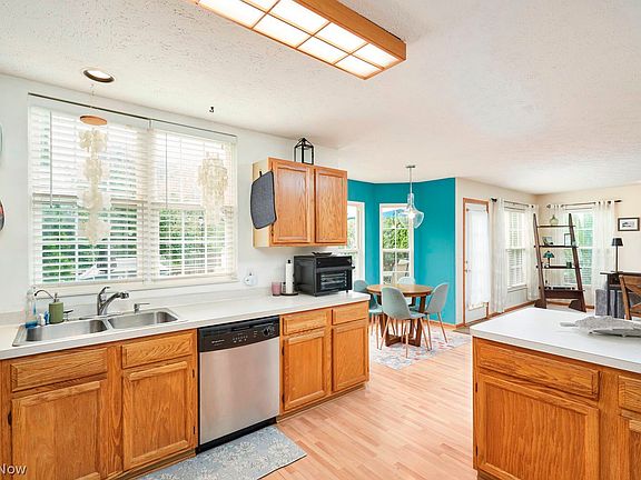 2nd image of 2544 Stonecreek Dr