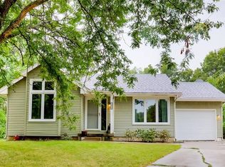 4439 Concord Dr, Pleasant Hill, IA 50327