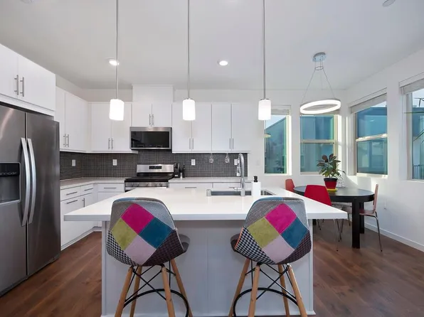 216 Box Ln, Sacramento, CA 95818