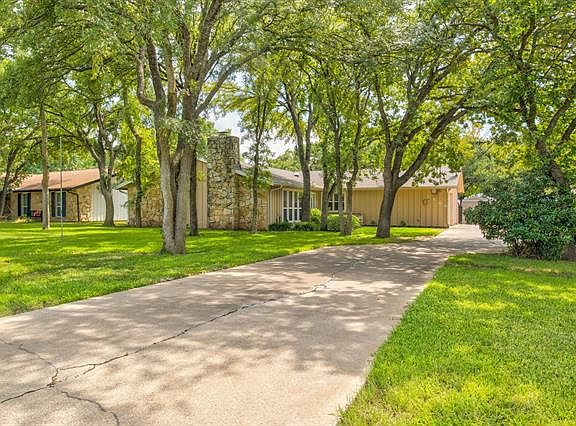 2nd image of 5500 Cortez Dr