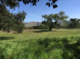 33734 Country Rd, Carmel Valley, CA 93924