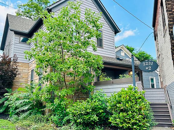 4th image of 2231 W 10th St #2