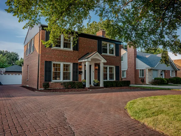 4738 W Pratt Ave, Lincolnwood, IL 60712
