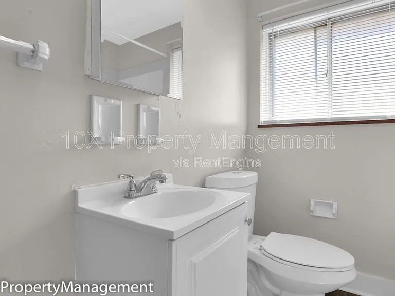3257 Cleveland Ave #C — Photo 21