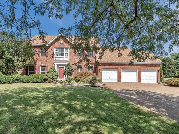 1111 Turfrunner Ct, Florissant, MO 63034