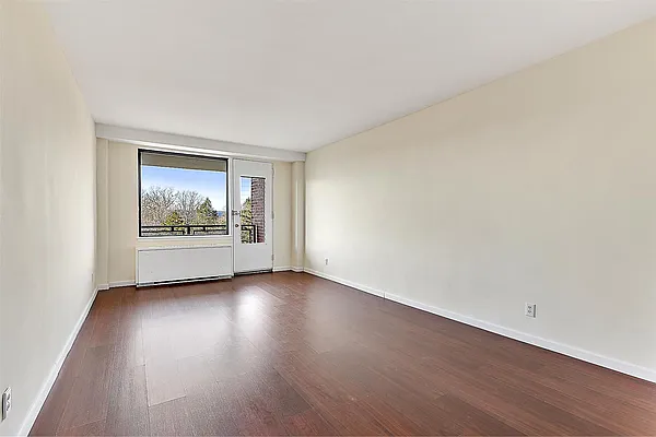 Sold by Exclusive Properties Sotheby's International Realty | media 15