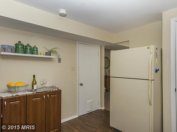 3rd image of 1335 Lincoln Woods Dr