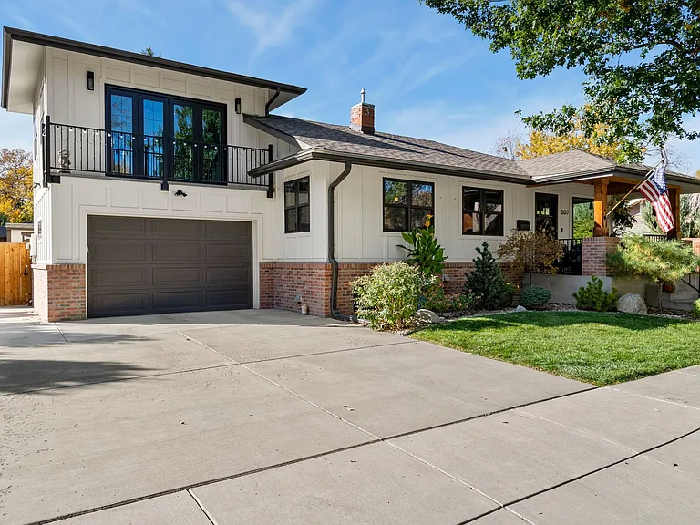 307 Wayne St — Photo 1