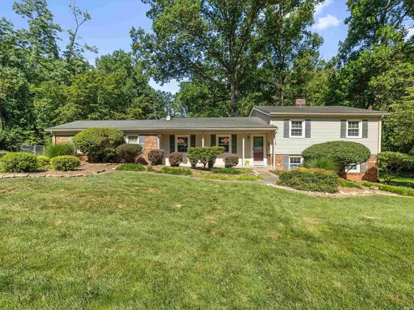 8104 Larch Ln, Evansville, IN 47710
