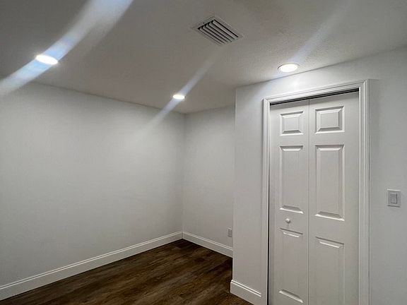 5th image of 2628 Broadway Ave