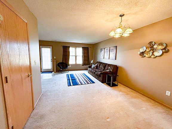 5th image of 2959 Monroe Dr NW