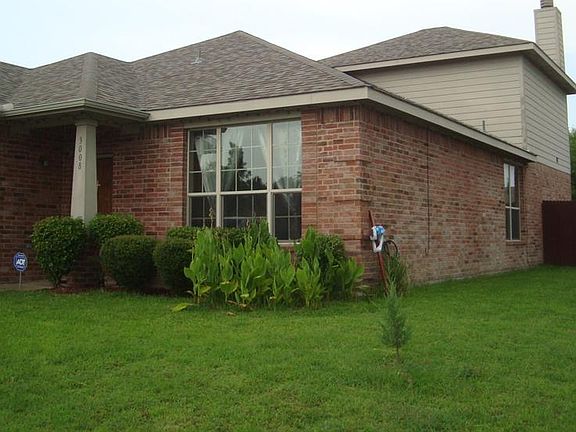 4th image of 3008 Briarbrook Dr